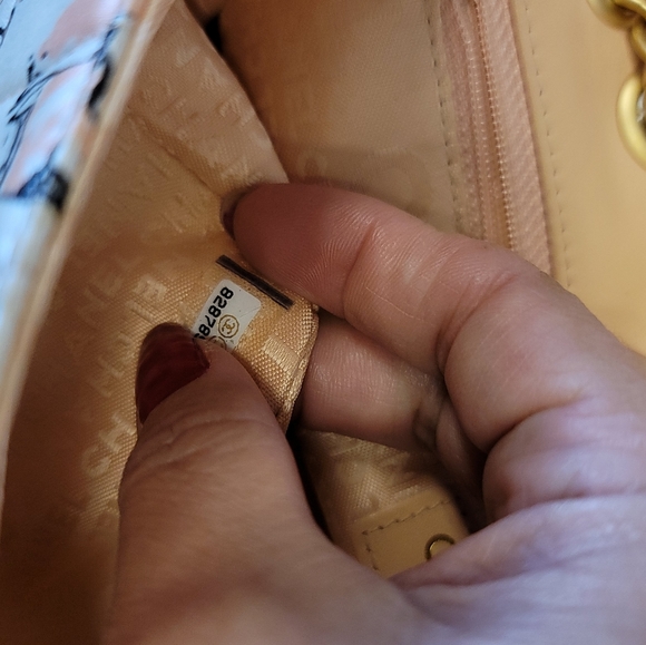 Chanel Vintage flap bag with matching scarf(sold on eBay) - Picture 4 of 16